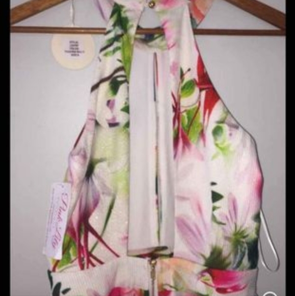 Radiant garden floral Halter Dress New With Tags Fit and flare - Picture 3 of 10